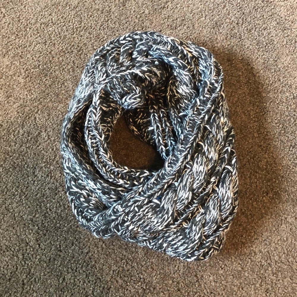 Scarf - Picture 2 of 2